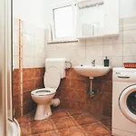 Апартаменти Matej 1 *